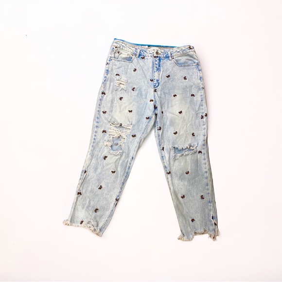 Trendy Plus Size Ripped Embroidered butterflies blue light wash Mom Jeans - Picture 2 of 2